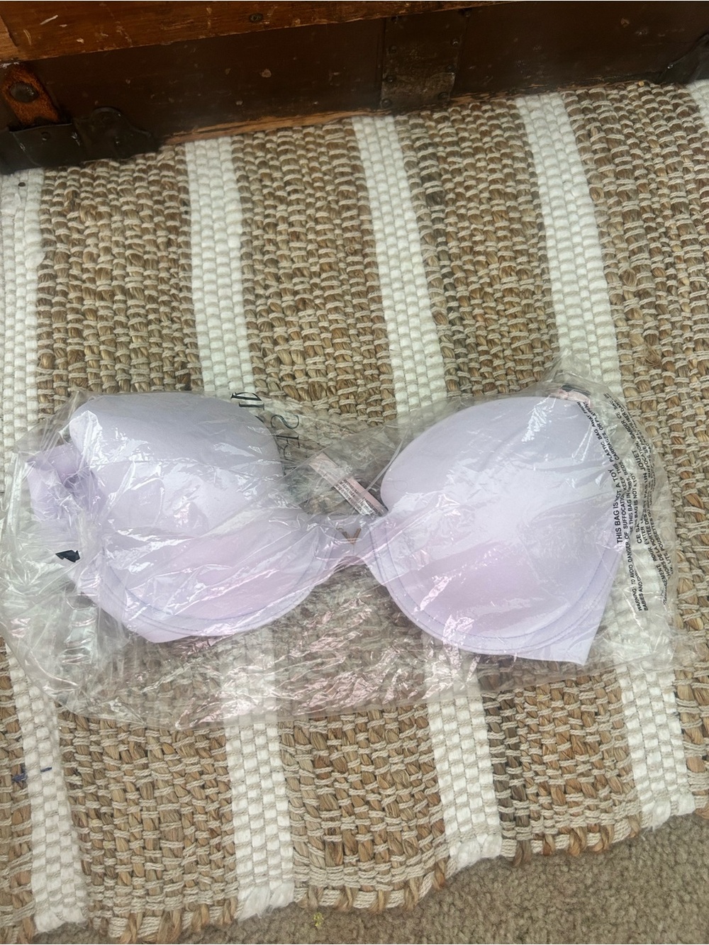 Victoria's Secret Light Lavender Strapless Push-Up Bra